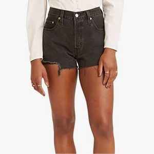Levi’s Jean black shorts high waisted size 30